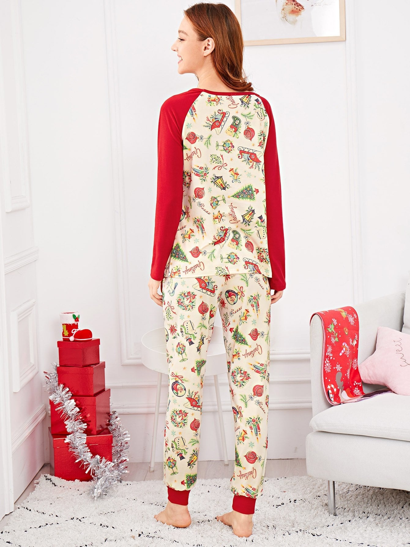 Christmas Cartoon Print Colorblock Pajama Set