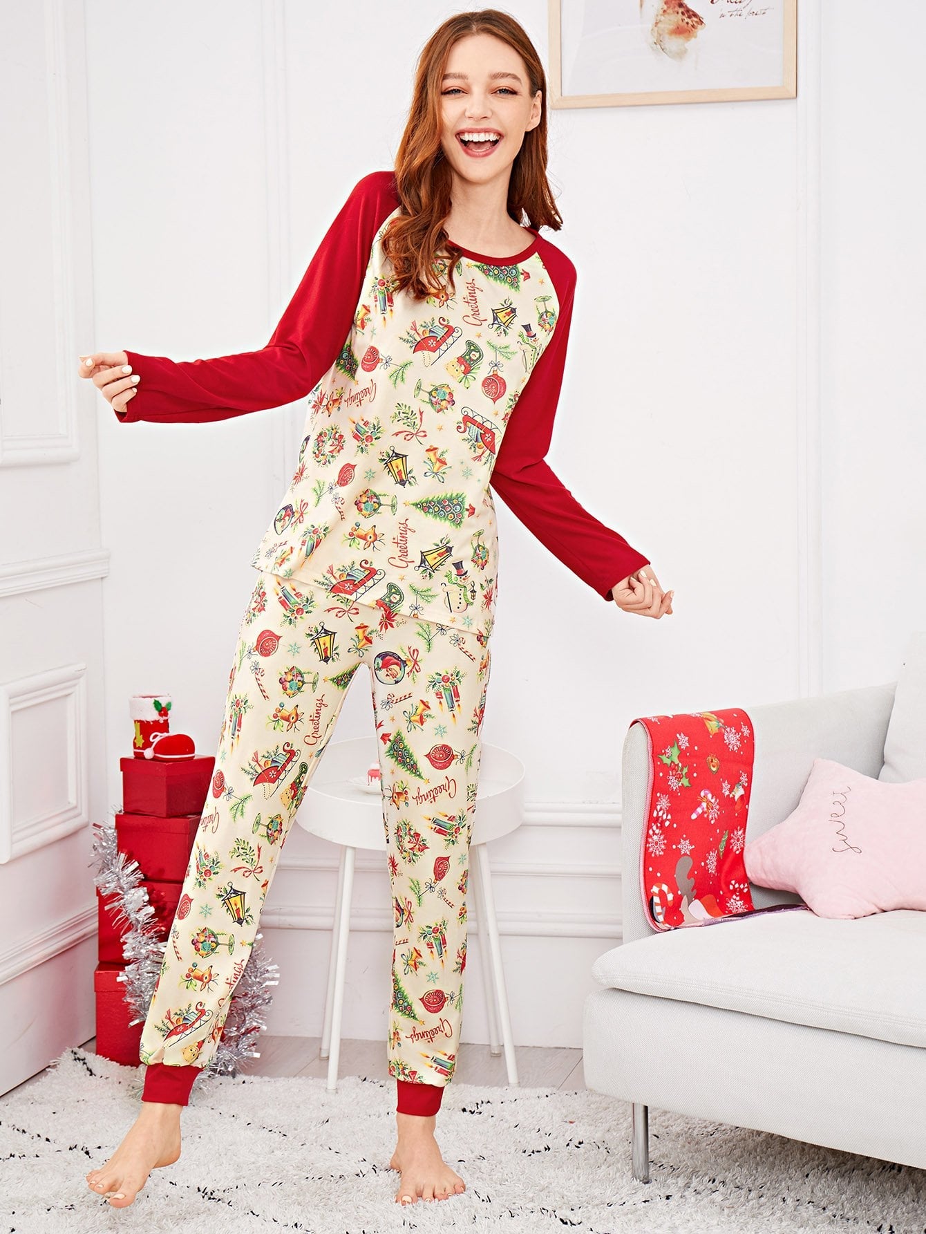 Christmas Cartoon Print Colorblock Pajama Set
