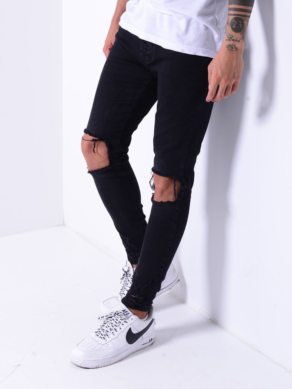 Black Knee Out Jeans 4365