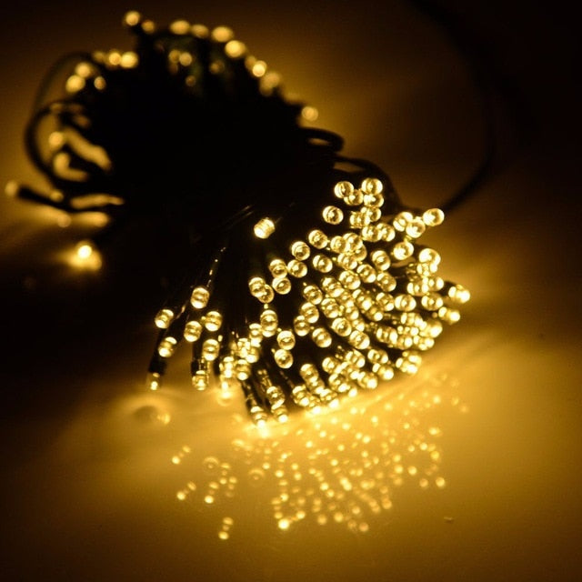 Easy To Carry 100LED Solar/Battery Light Outdoor