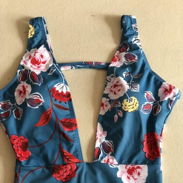 Hot Design Hollow Sexy Floral Swimsuit Swimwear