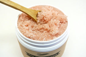 Himalayan Salt Scrub with Mini Wood Spoon
