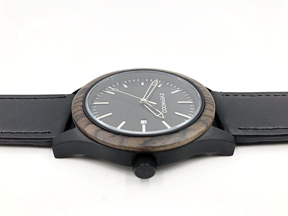 Inverness | Walnut | Black Leather